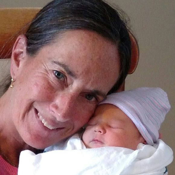 Meet your Posher, Laura - Picture 1 of 1